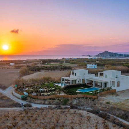 Plioni Villas & Suites Мікрі-Віґла Екстер'єр фото